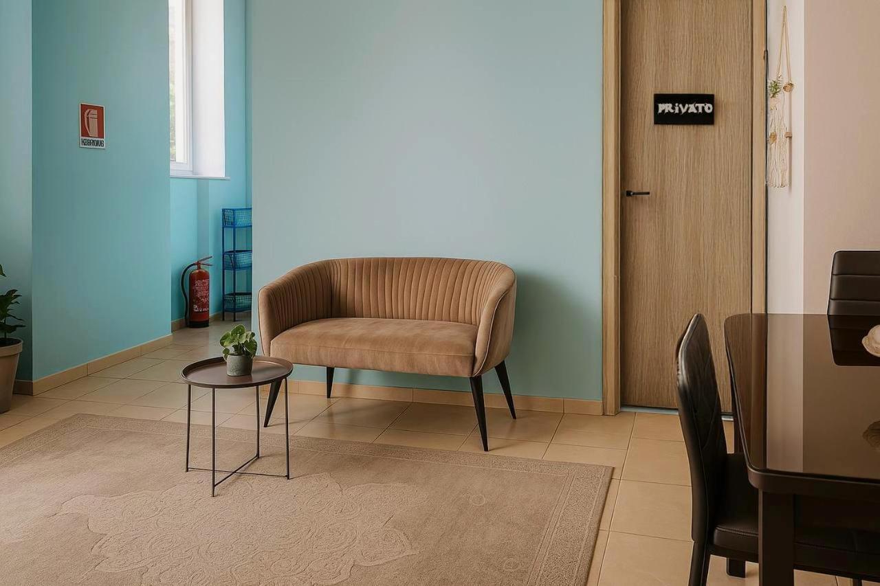Room Malpensa - Servizio Taxi Mxp Da 20 Euro Lonate Pozzolo Exteriör bild