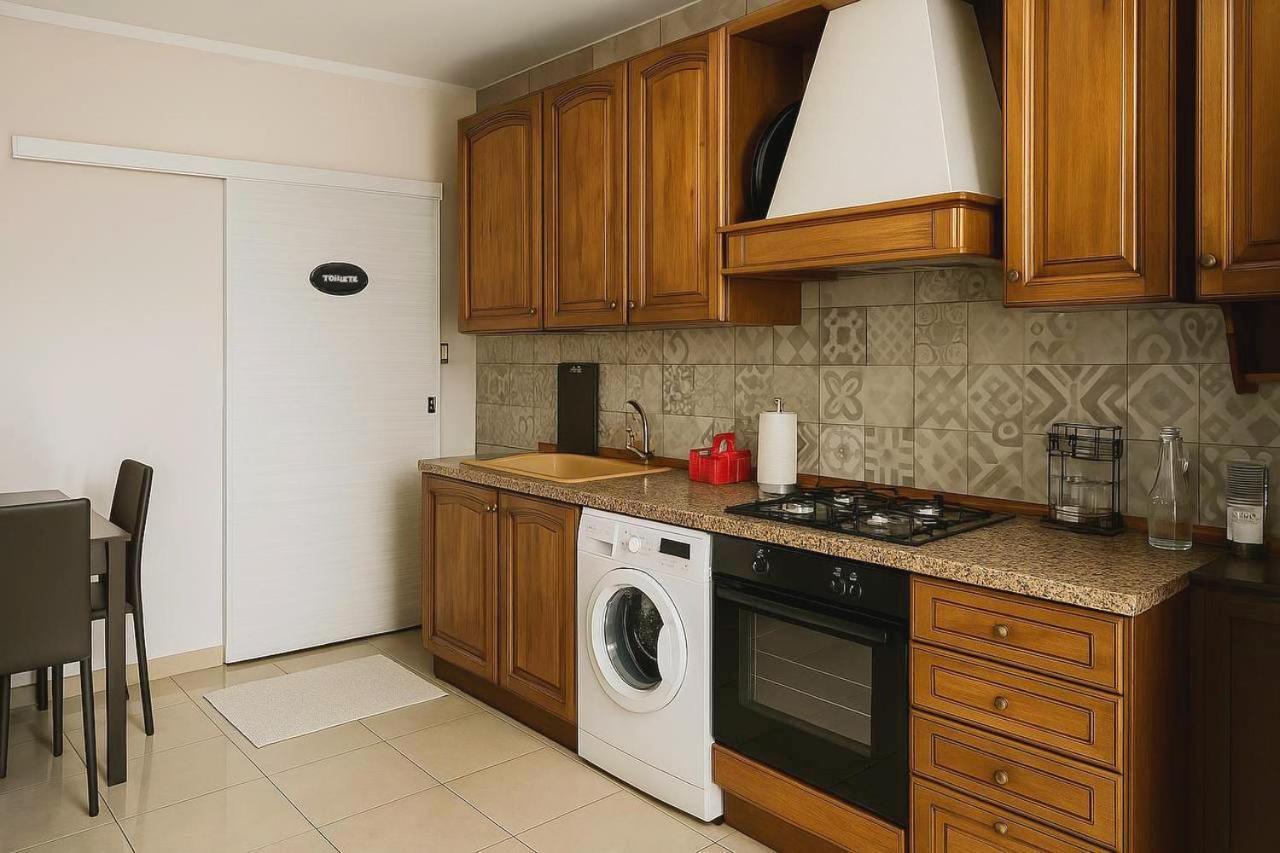 Room Malpensa - Servizio Taxi Mxp Da 20 Euro Lonate Pozzolo Exteriör bild