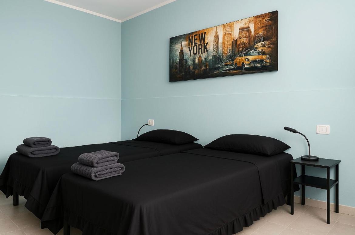 Room Malpensa - Servizio Taxi Mxp Da 20 Euro Lonate Pozzolo Exteriör bild